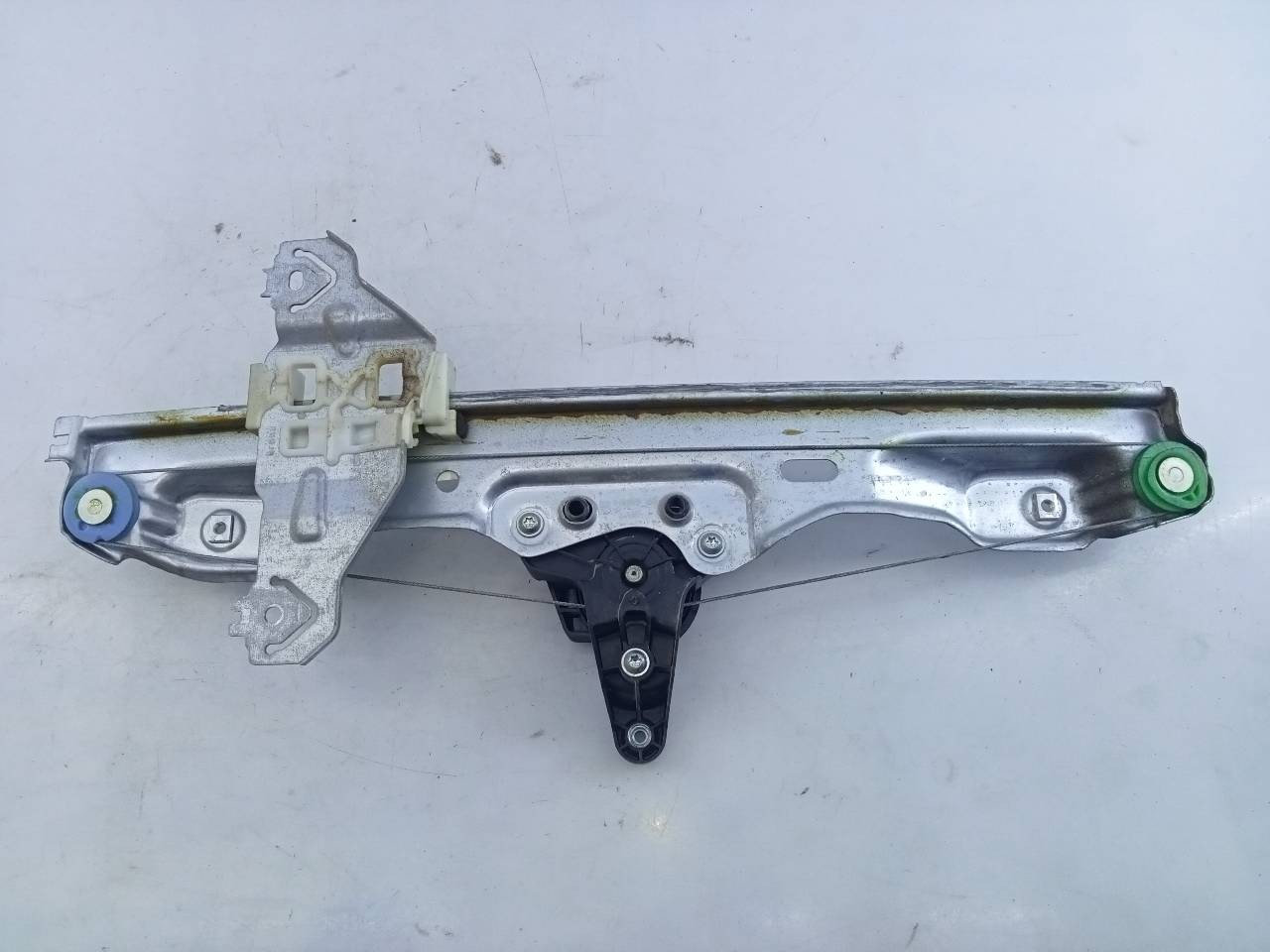 ELEVALUNAS TRASERO IZQUIERDO NISSAN QASHQAI (J11) 827014EA0A / E2-A4-61-1 / C17320101 827014EA0AE2A4611C17320101 - Vista 3