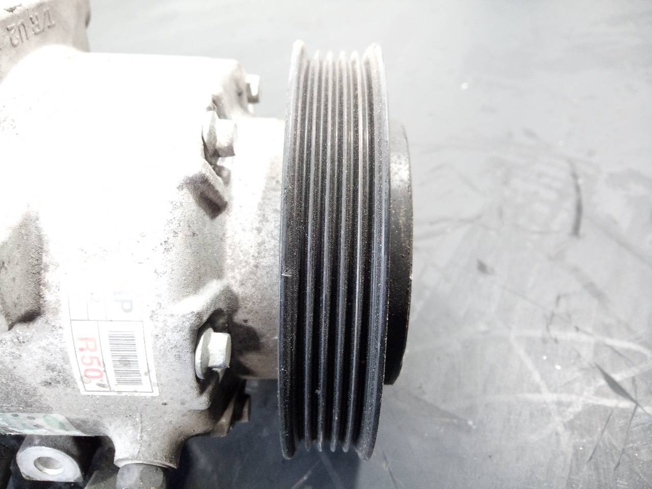 COMPRESOR AIRE ACONDICIONADO KIA CARENS ( ) F500PNBCA12 / P3-A3-23-1 / R1234YF F500PNBCA12P3A3231R1234YF - Vista 2