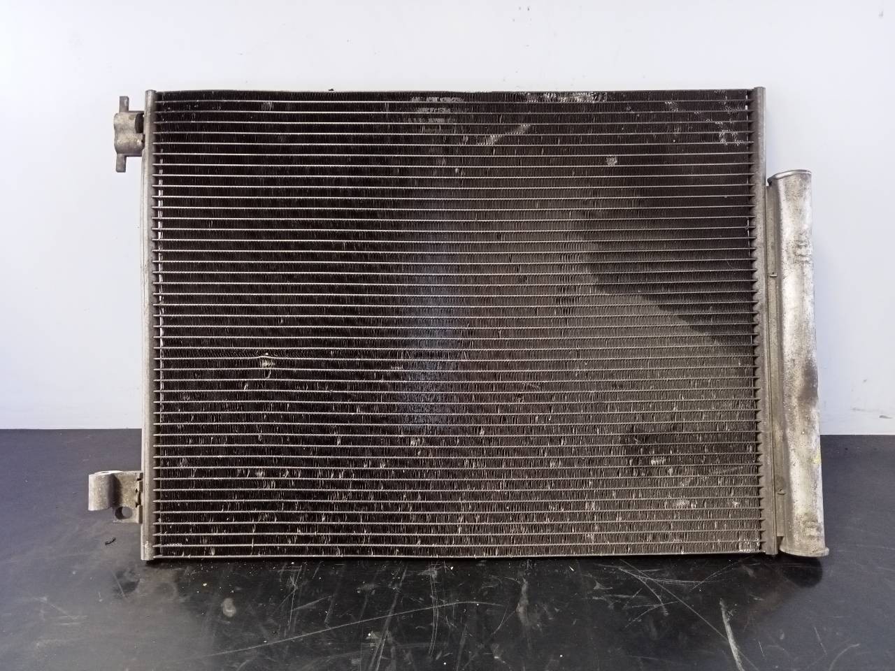 CONDENSADOR / RADIADOR AIRE ACONDICIONADO DACIA SANDERO 921006843R / P2-A4-9 921006843RP2A49