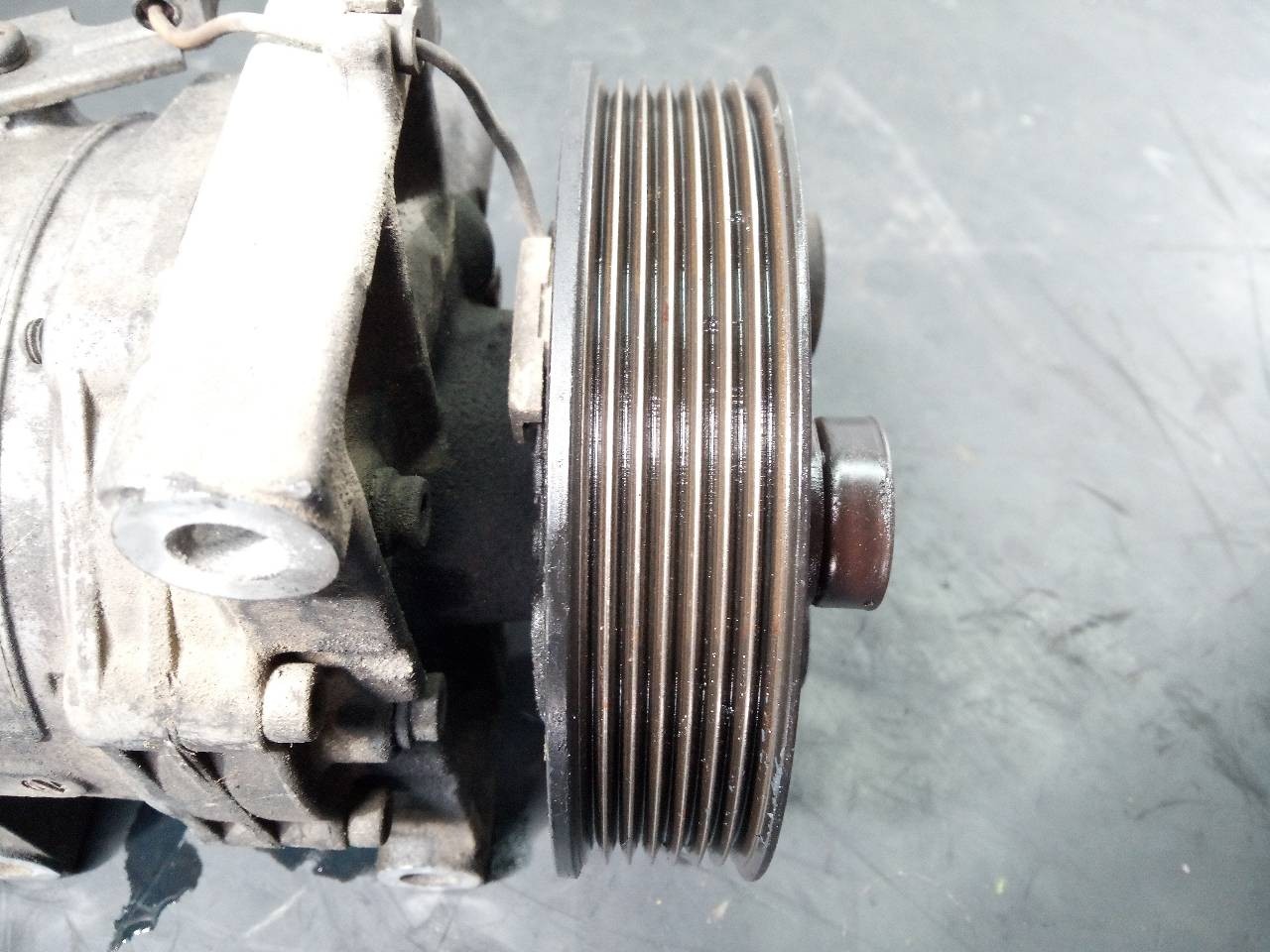 COMPRESOR AIRE ACONDICIONADO NISSAN NAVARA PICK-UP (D40M) 92600EB40E / P3-A1-5-1 92600EB40EP3A151 - Vista 3