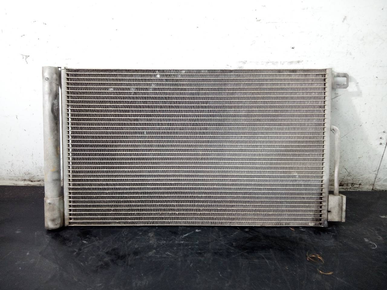 CONDENSADOR / RADIADOR AIRE ACONDICIONADO FIAT FIORINO D1478007 / P2-B5-2 / 55700406 D1478007P2B5255700406