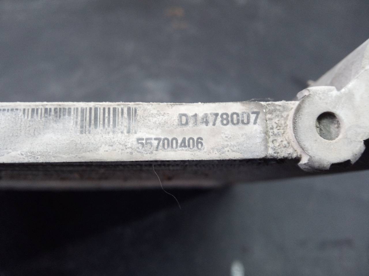 CONDENSADOR / RADIADOR AIRE ACONDICIONADO FIAT FIORINO D1478007 / P2-B5-2 / 55700406 D1478007P2B5255700406 - Vista 3