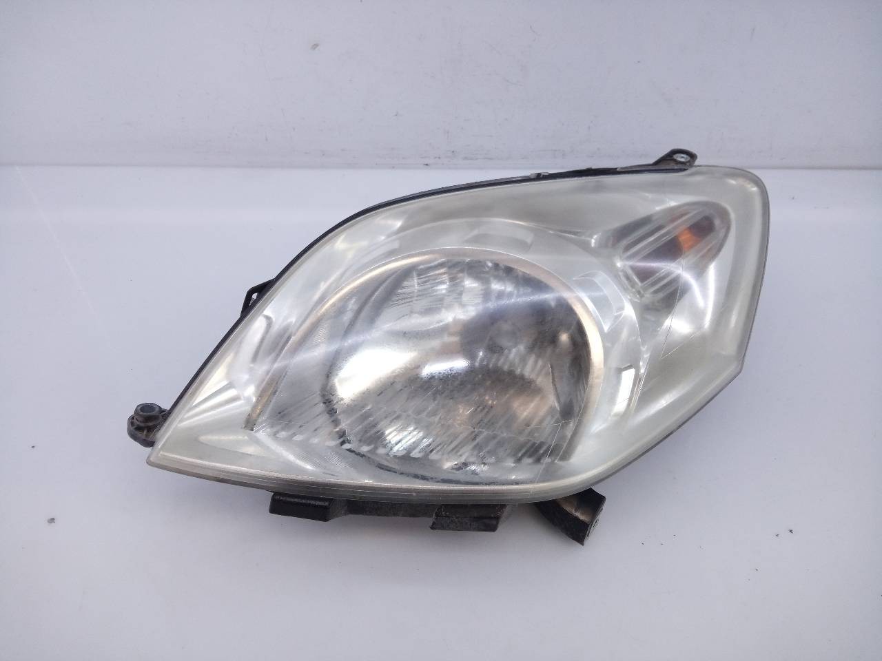 FARO IZQUIERDO FIAT FIORINO 1353198080 / E2-B2-44-2 1353198080E2B2442