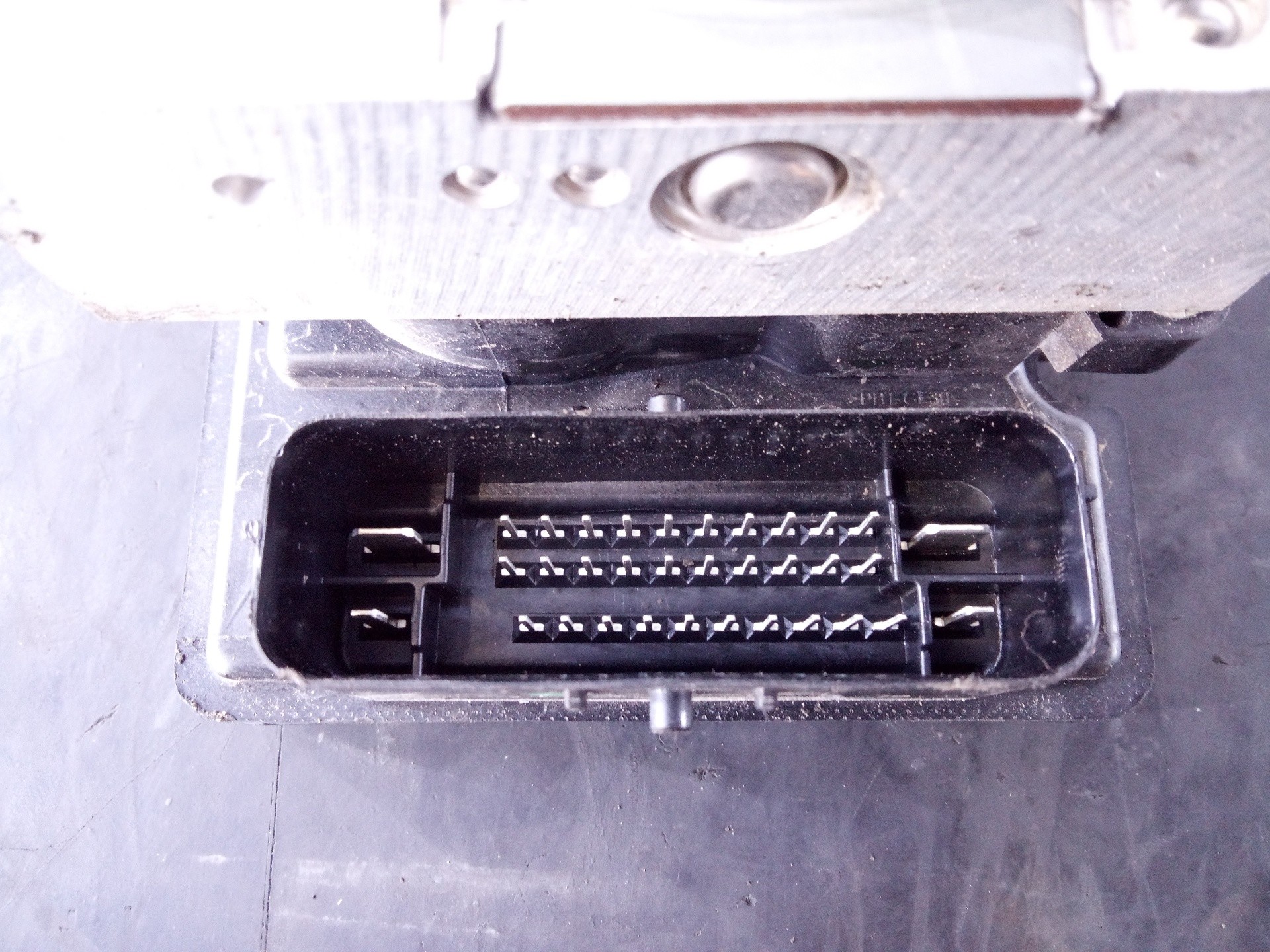 ABS SWM MOTORS G01 3636100F0020A0 / P3-A8-8-4 / 18117312 3636100F0020A0P3A88418117312 - Vista 3