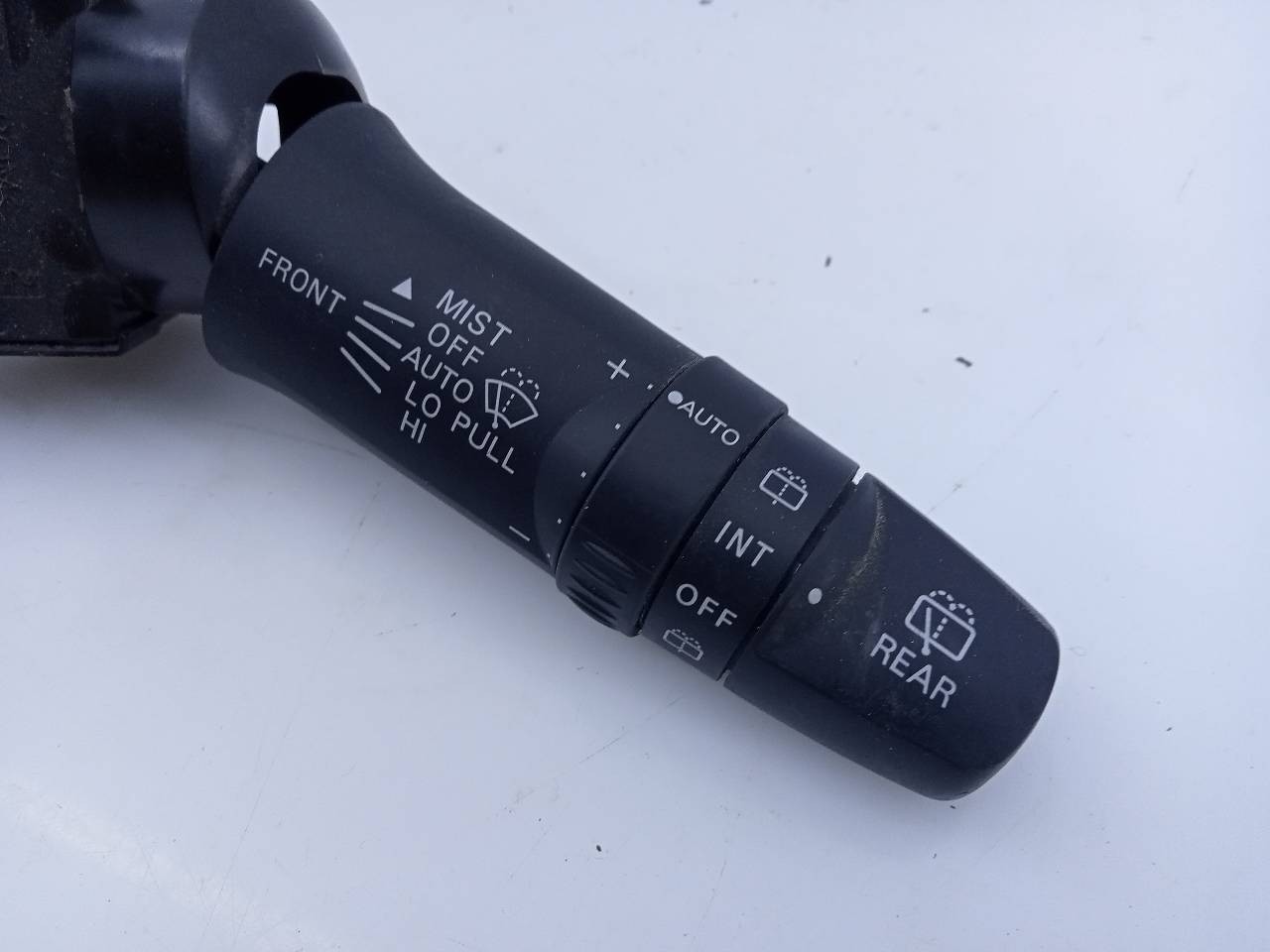 MANDO LIMPIA MITSUBISHI OUTLANDER (GF0) E3-A2-18-3 E3A2183 - Vista 3