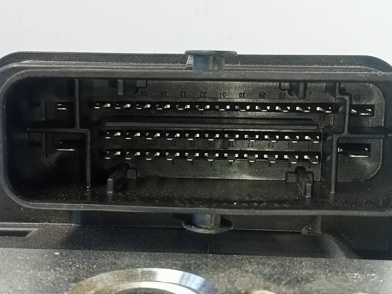ABS DACIA SANDERO III 476604105R / P3-B8-24-2 / 28517155083 476604105RP3B824228517155083 - Vista 2
