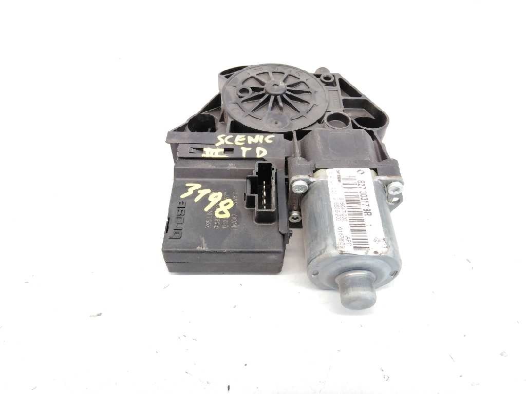MOTOR ELEVALUNAS TRASERO DERECHO RENAULT SCENIC III 827303178R / E1-A1-2-4 / 915947200 827303178RE1A124915947200