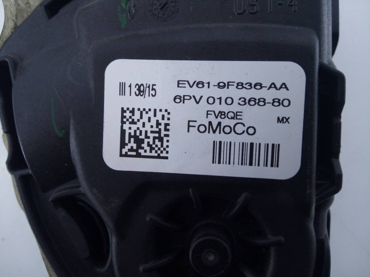 PEDAL ACELERADOR FORD FOCUS LIM. EV619F836AA / E3-B3-31-1 EV619F836AAE3B3311 - Vista 3