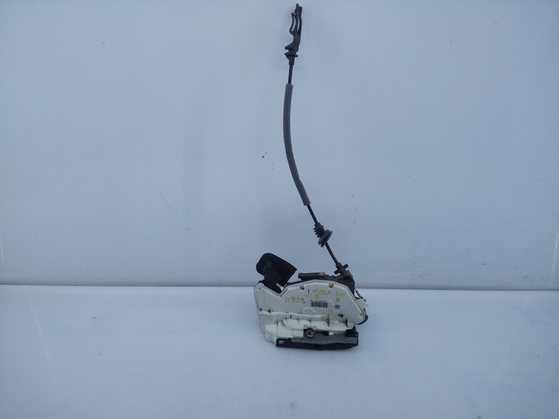 CERRADURA PUERTA TRASERA DERECHA VOLKSWAGEN GOLF VII LIM. 5K4839016Q / E1-B6-56-3 5K4839016QE1B6563