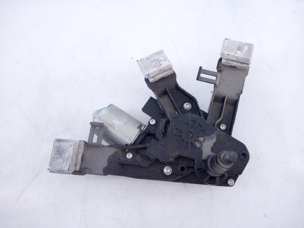 MOTOR LIMPIA TRASERO PEUGEOT 308 9819523180 / E1-A4-44-2 / 0390205010 9819523180E1A44420390205010 - Vista 3