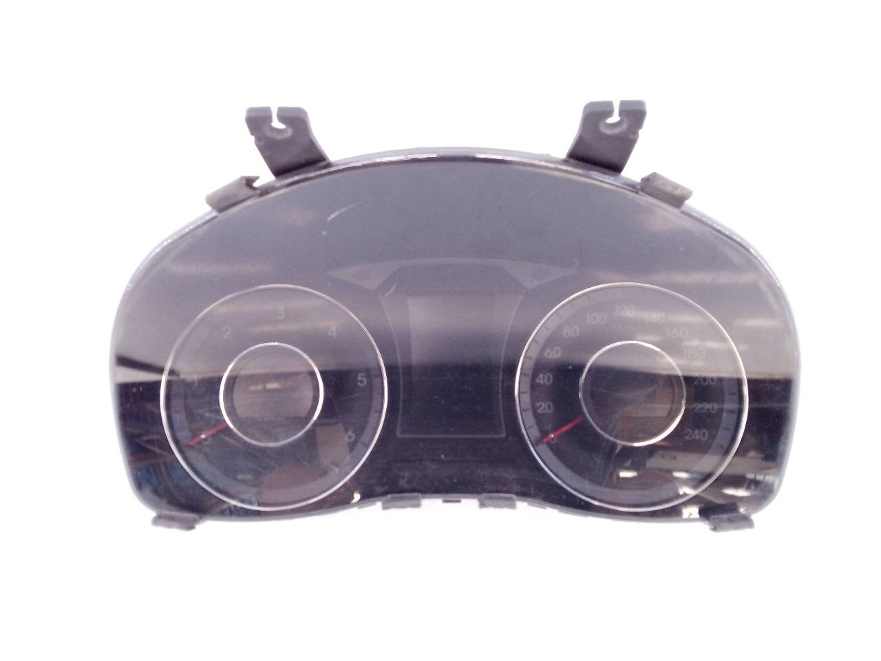 CUADRO INSTRUMENTOS HYUNDAI I40 940233Z560 / E3-A3-49-3 / 11003076410H 940233Z560E3A349311003076410H