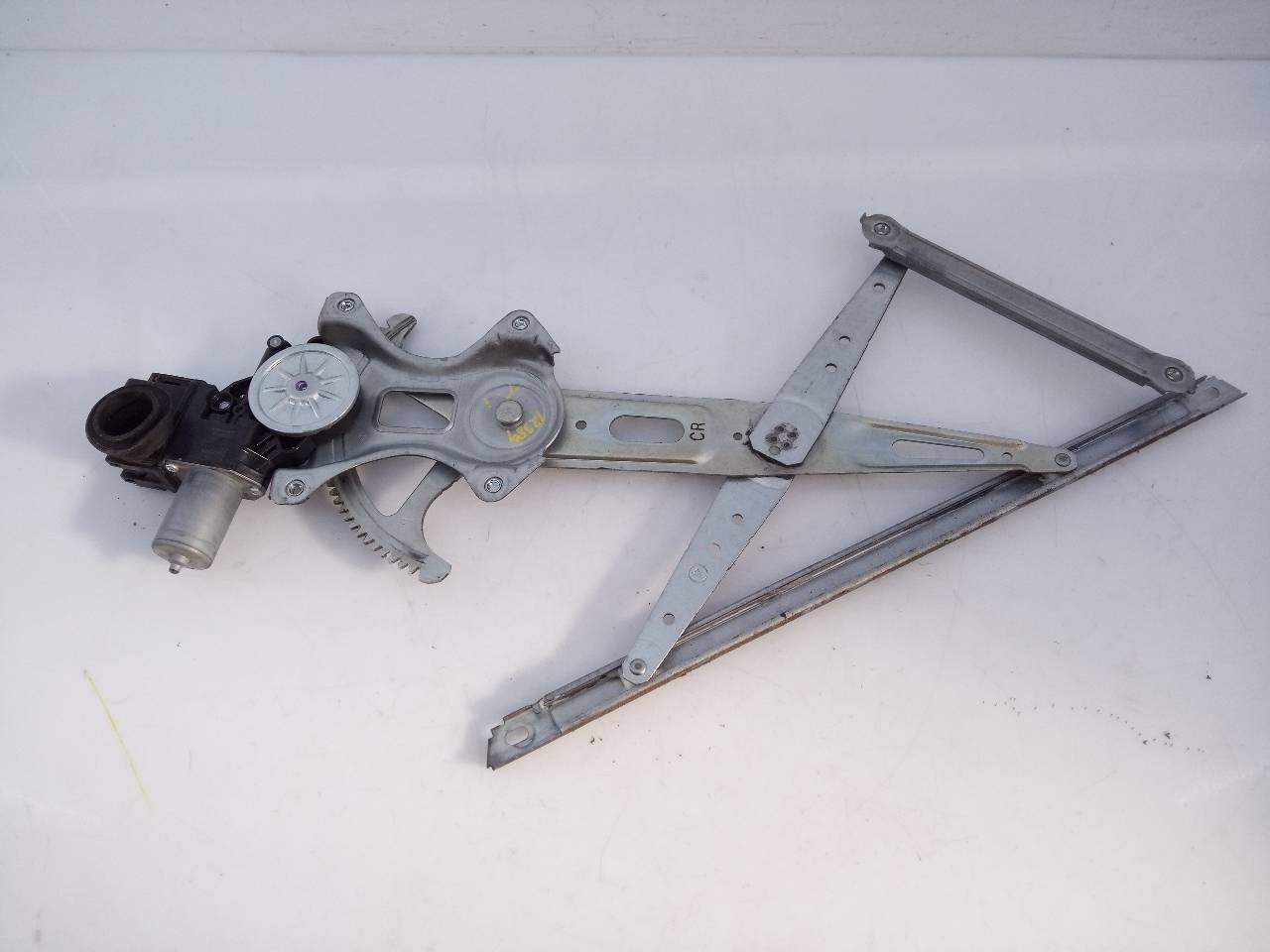 ELEVALUNAS TRASERO IZQUIERDO TOYOTA PRIUS+ 8572047170 / E2-B4-61-2 / 0620204041 8572047170E2B46120620204041 - Vista 3