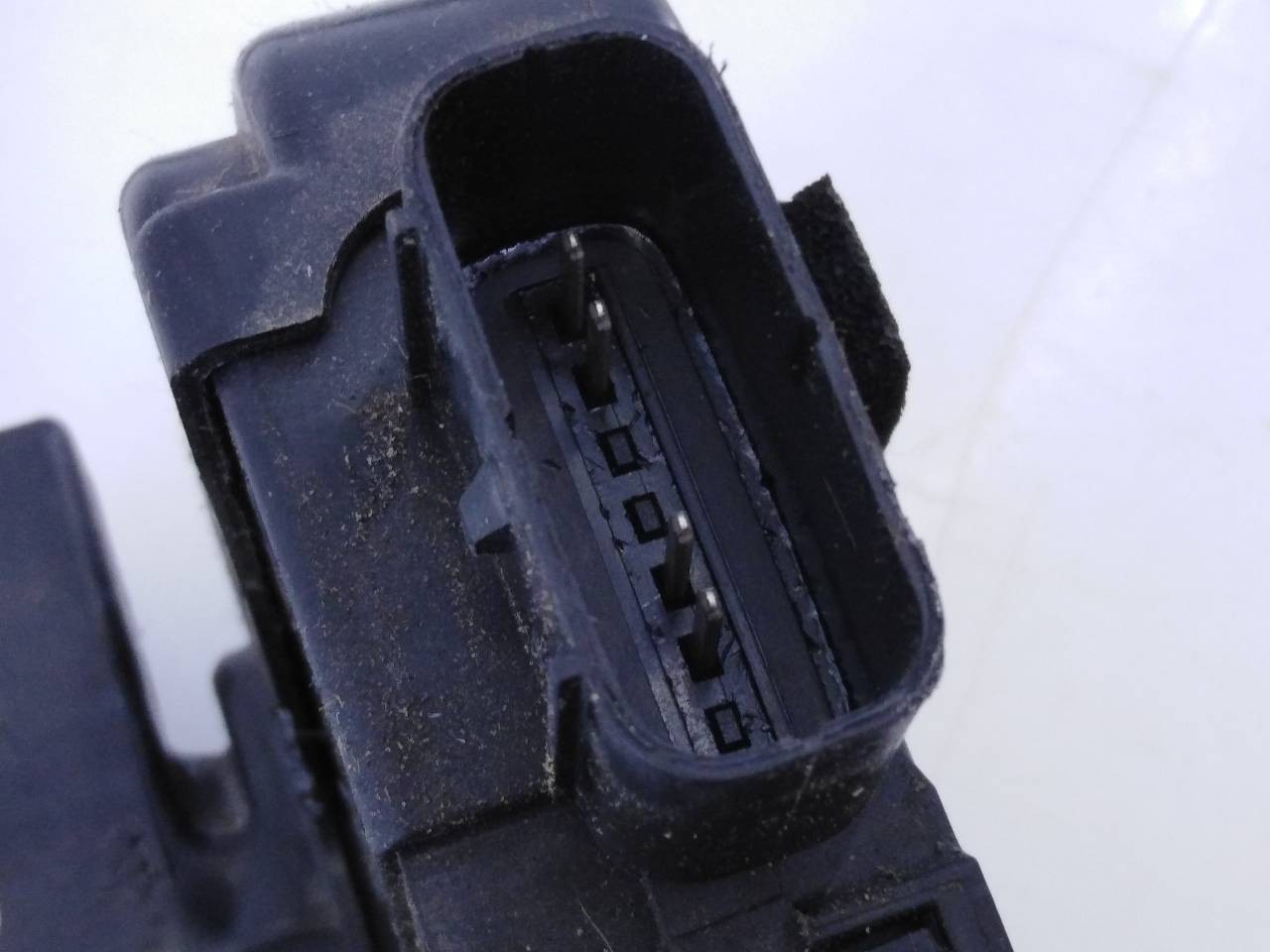 CERRADURA PUERTA TRASERA DERECHA KIA SPORTAGE 814203U000 / E2-B5-10-1 814203U000E2B5101 - Vista 3