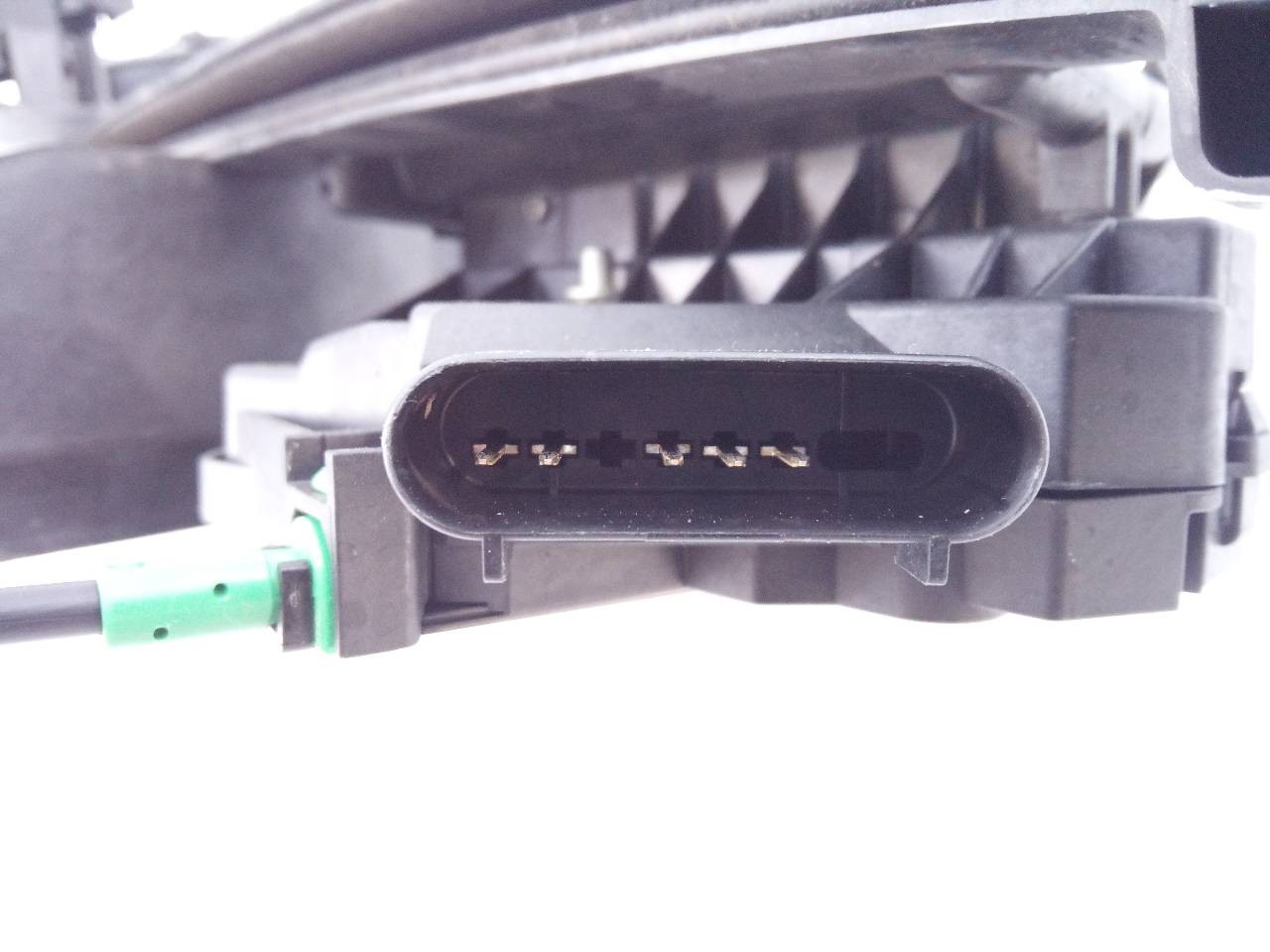 CERRADURA PUERTA DELANTERA IZQUIERDA FORD KUGA (CBS) BM5AA21813AH / E2-B3-30-1 BM5AA21813AHE2B3301 - Vista 3