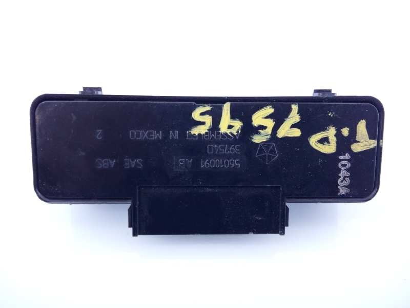MANDO ELEVALUNAS DELANTERO IZQUIERDO JEEP CHEROKEE (KJ) 56010091 / E3-B6 56010091E3B6 - Vista 2