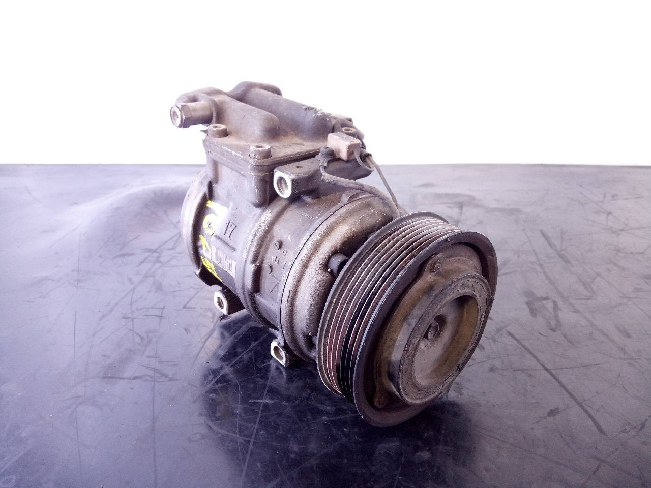 COMPRESOR AIRE ACONDICIONADO JAGUAR DAIMLER 4472005420 / P3-A1-19-3 / HFC134A 4472005420P3A1193HFC134A - Vista 3