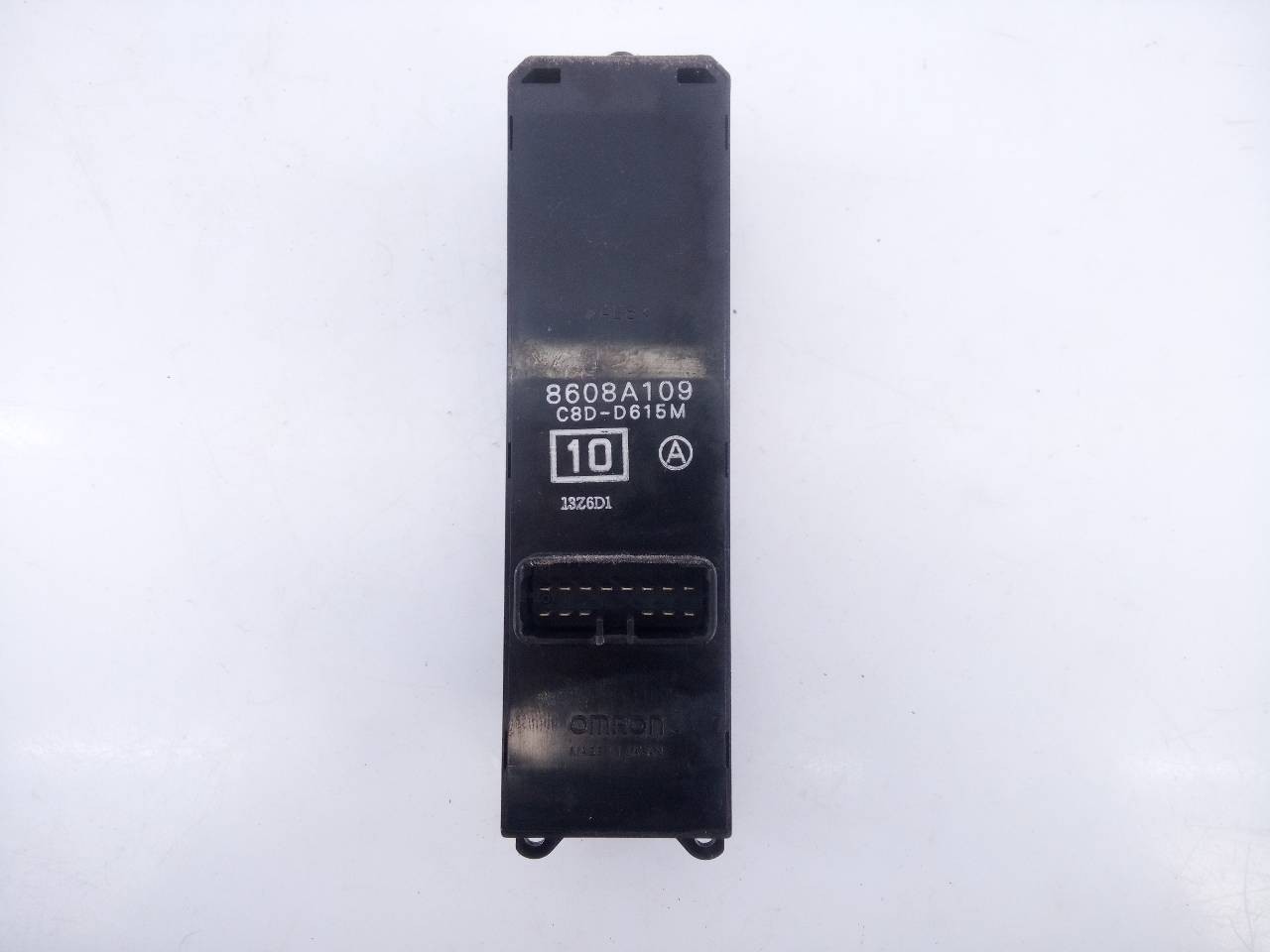 MANDO ELEVALUNAS DELANTERO DERECHO MITSUBISHI MONTERO (V80/V90) 8608A109 / E3-A2-13-4 8608A109E3A2134 - Vista 2