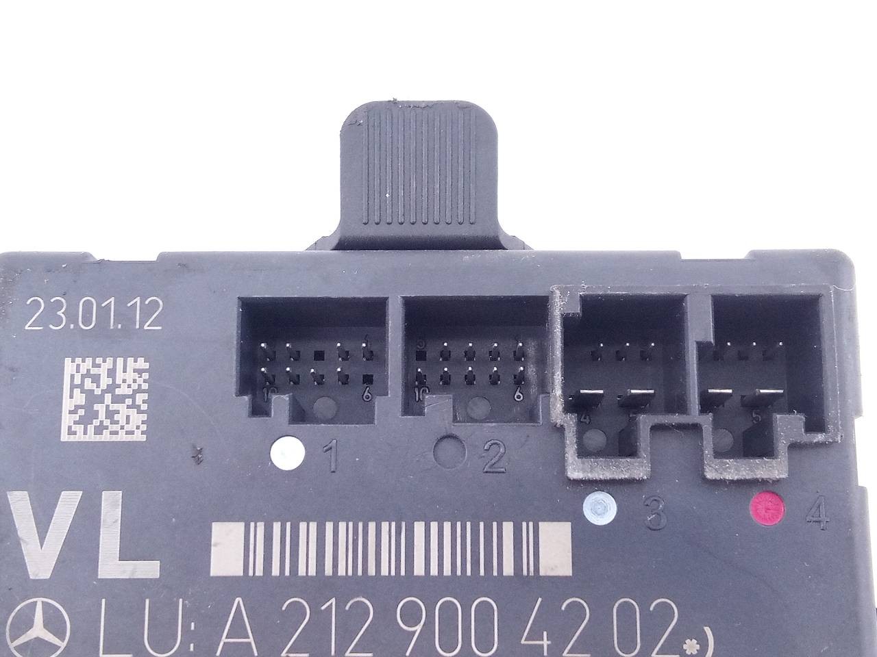 MODULO ELECTRONICO MERCEDES-BENZ CLASE C (W204) LIM. A2129004202 / E3-A1-23-1 A2129004202E3A1231 - Vista 3