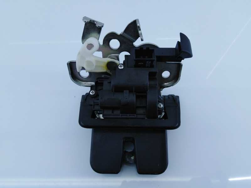 CERRADURA MALETERO / PORTON AUDI Q3 (8U) 8U0827520 / E1-B6-35-4 8U0827520E1B6354 - Vista 3