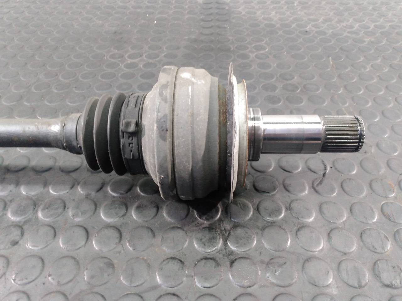 TRANSMISION TRASERA DERECHA MERCEDES-BENZ CLASE CLS (W218) P1-A6-45 P1A645 - Vista 3