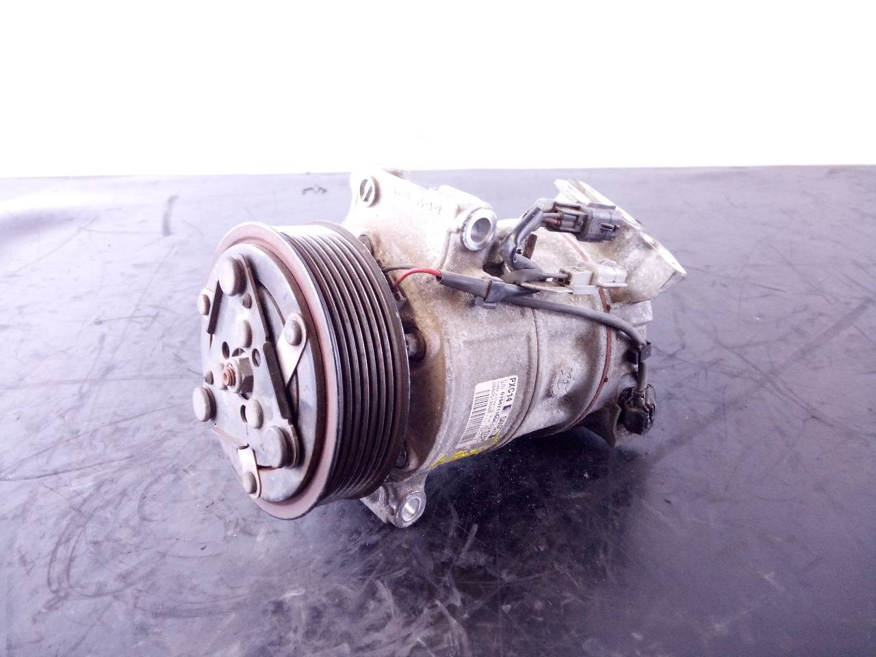 COMPRESOR AIRE ACONDICIONADO RENAULT KADJAR 926001268R / P3-B2-23-4 / 0194711604 926001268RP3B22340194711604