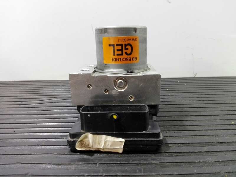 ABS HYUNDAI I30 (GD) A658920500 / P3-A8-23-3 / 58920A6210 A658920500P3A823358920A6210 - Vista 3