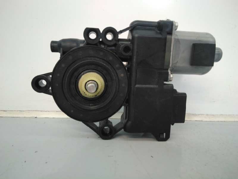 MOTOR ELEVALUNAS TRASERO IZQUIERDO HYUNDAI I30 F00S1A2706 / E2-B5-18-1 F00S1A2706E2B5181 - Vista 2