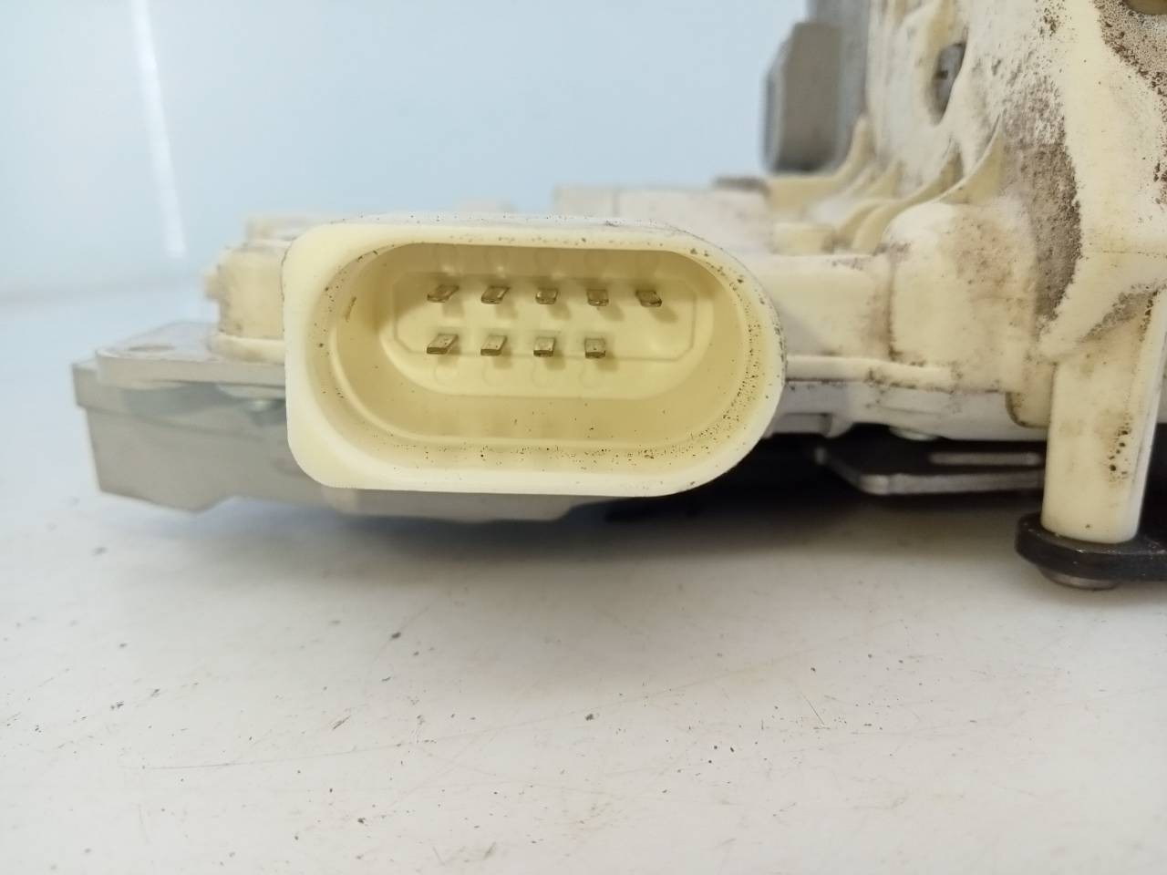CERRADURA PUERTA TRASERA IZQUIERDA AUDI A6 AVANT (4G5) 4G0839015 / E1-B6-52-1 4G0839015E1B6521 - Vista 2
