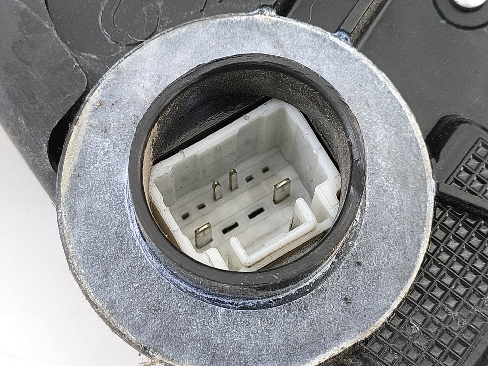 CERRADURA PUERTA DELANTERA DERECHA TOYOTA VERSO E2-B4-55-1 E2B4551 - Vista 3