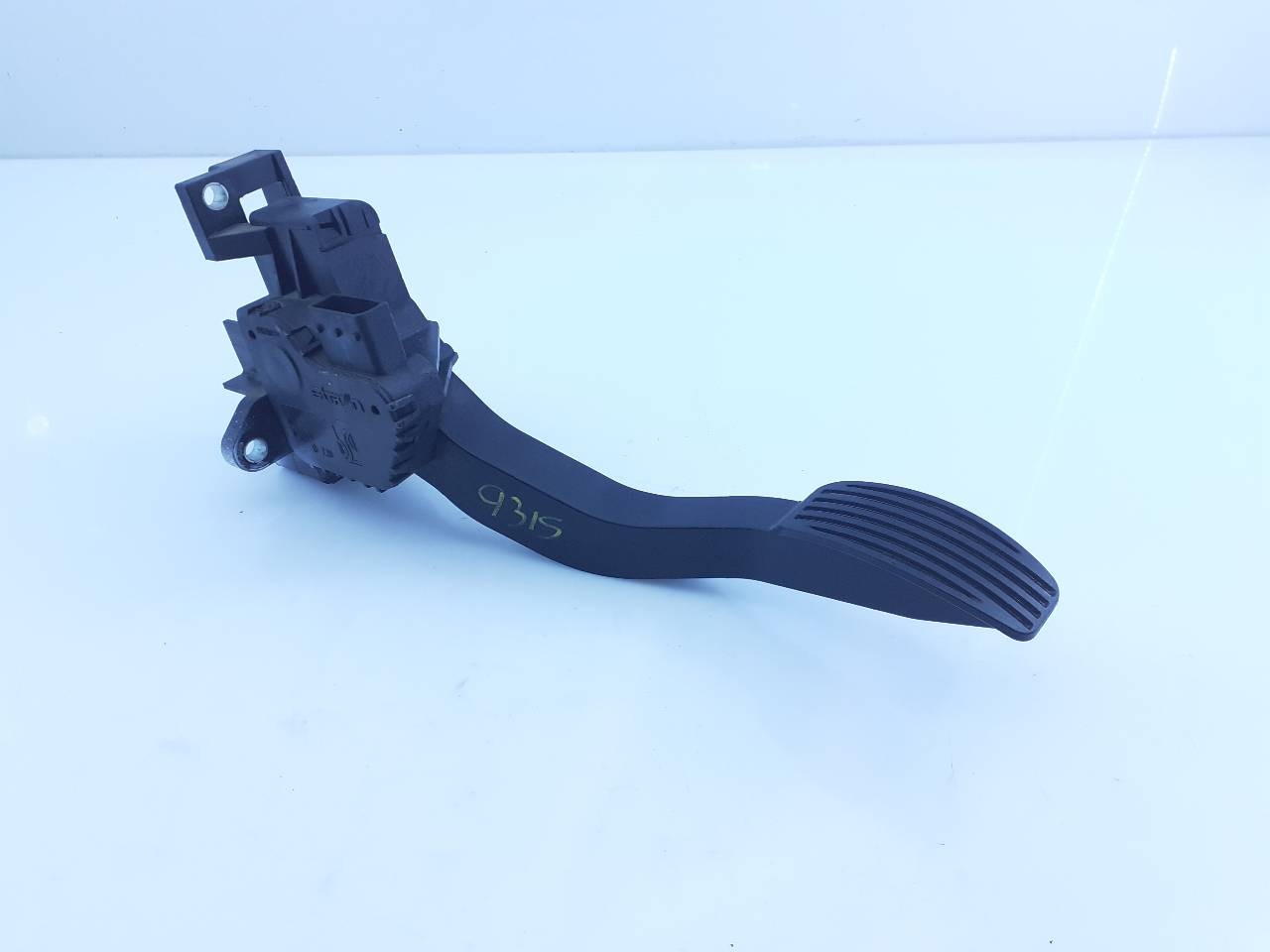 PEDAL ACELERADOR IVECO DAILY FURGÓN 5801333490 / E3-B6-7-1 5801333490E3B671 - Vista 2