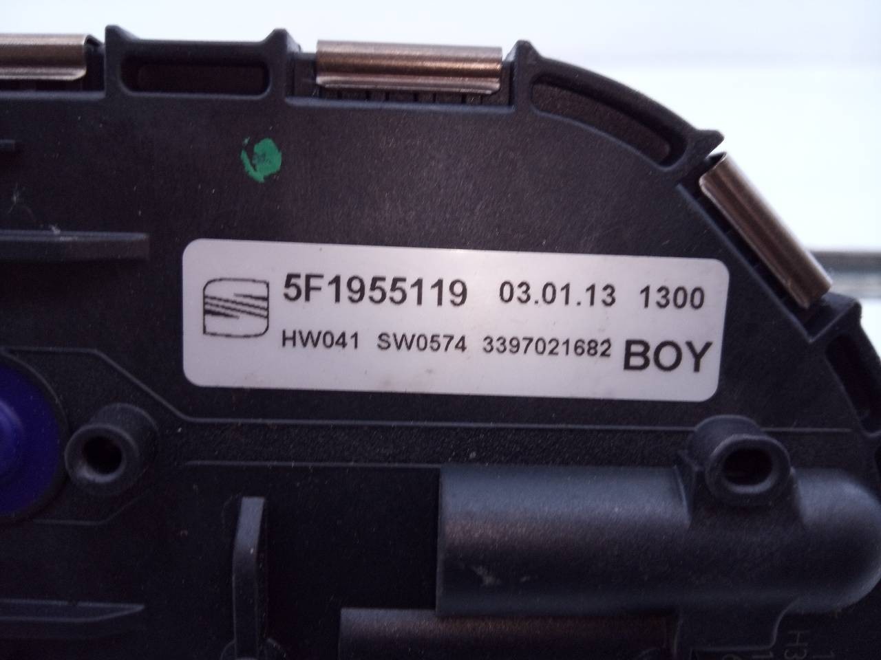 MOTOR LIMPIA DELANTERO SEAT LEON (5F1) 5F1955119 / E1-B6-20-2 5F1955119E1B6202 - Vista 2