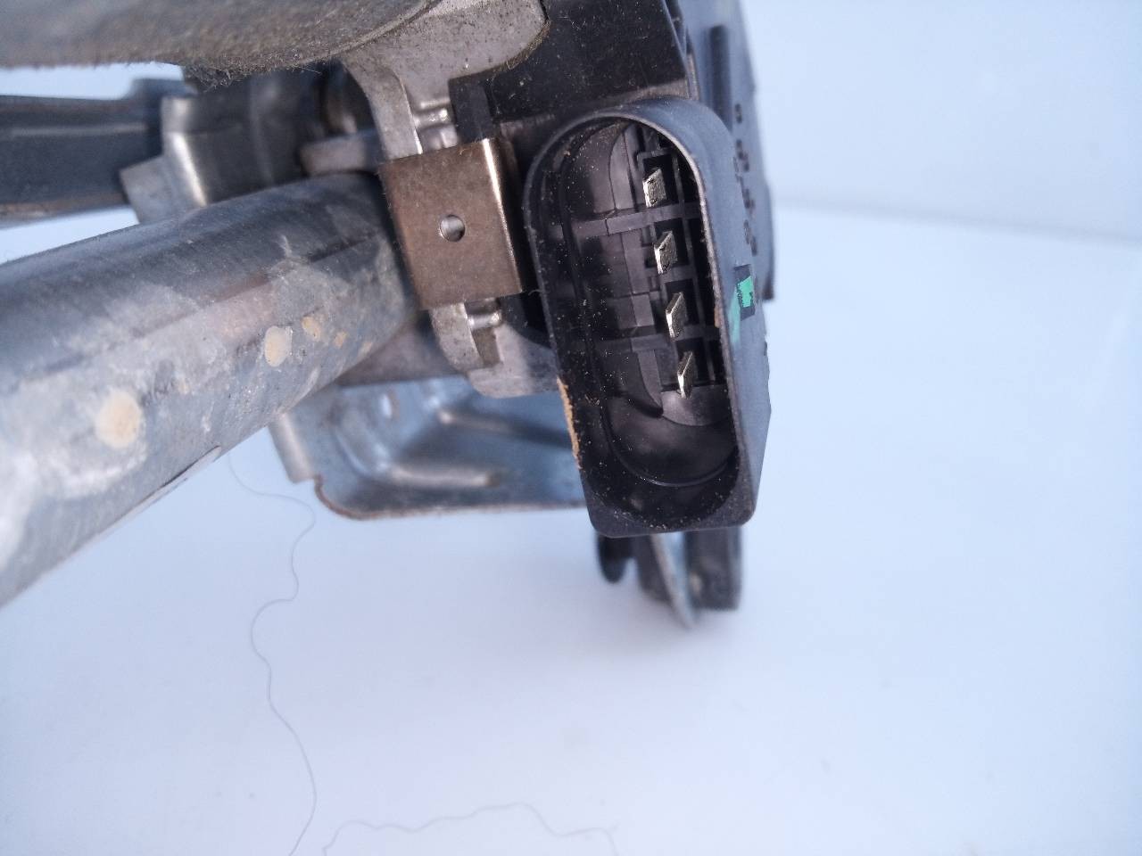 MOTOR LIMPIA DELANTERO SEAT LEON (5F1) 5F1955119 / E1-B6-20-2 5F1955119E1B6202 - Vista 3