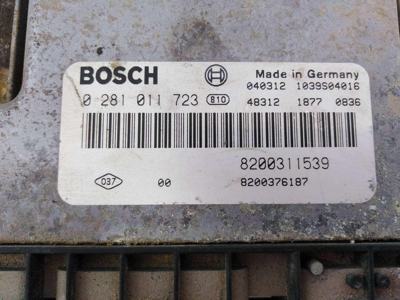 CENTRALITA MOTOR UCE RENAULT LAGUNA II (BG0) 0281011723 / E2-A1-37-1 / 8200311539 0281011723E2A13718200311539 - Vista 3