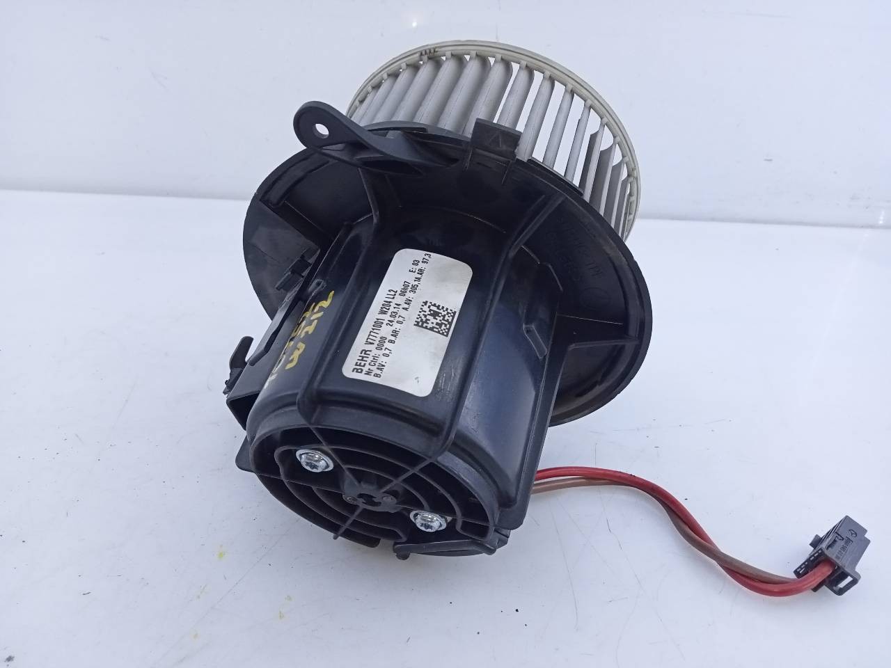 VENTILADOR CALEFACCION MERCEDES-BENZ CLASE E (W212) LIM. V7771001 / E1-A2-51-1 / W204LL2 V7771001E1A2511W204LL2 - Vista 2