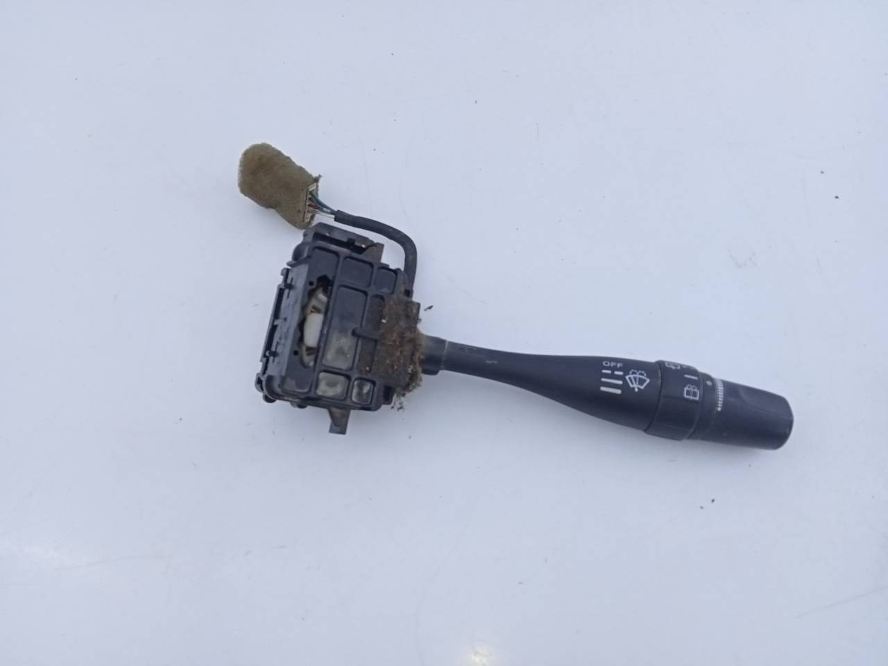 MANDO LIMPIA NISSAN PATROL GR (Y61) E3-B4-22-2 E3B4222