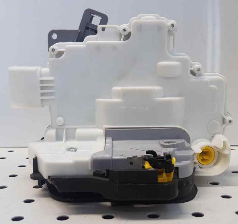 CERRADURA PUERTA DELANTERA IZQUIERDA UNIVERSAL CERRADURA 8E1837015AA / T2-4-B7-3 / NUEVO 8E1837015AAT24B73NUEVO - Vista 2