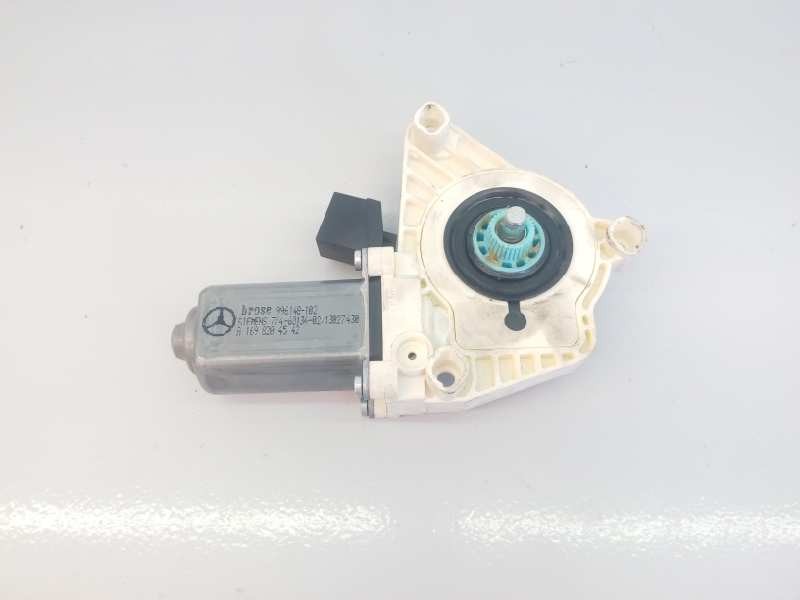MOTOR ELEVALUNAS TRASERO IZQUIERDO MERCEDES-BENZ CLASE B (W245) 1698204542 / E1-A2-28-1 / 996148102 1698204542E1A2281996148102 - Vista 3