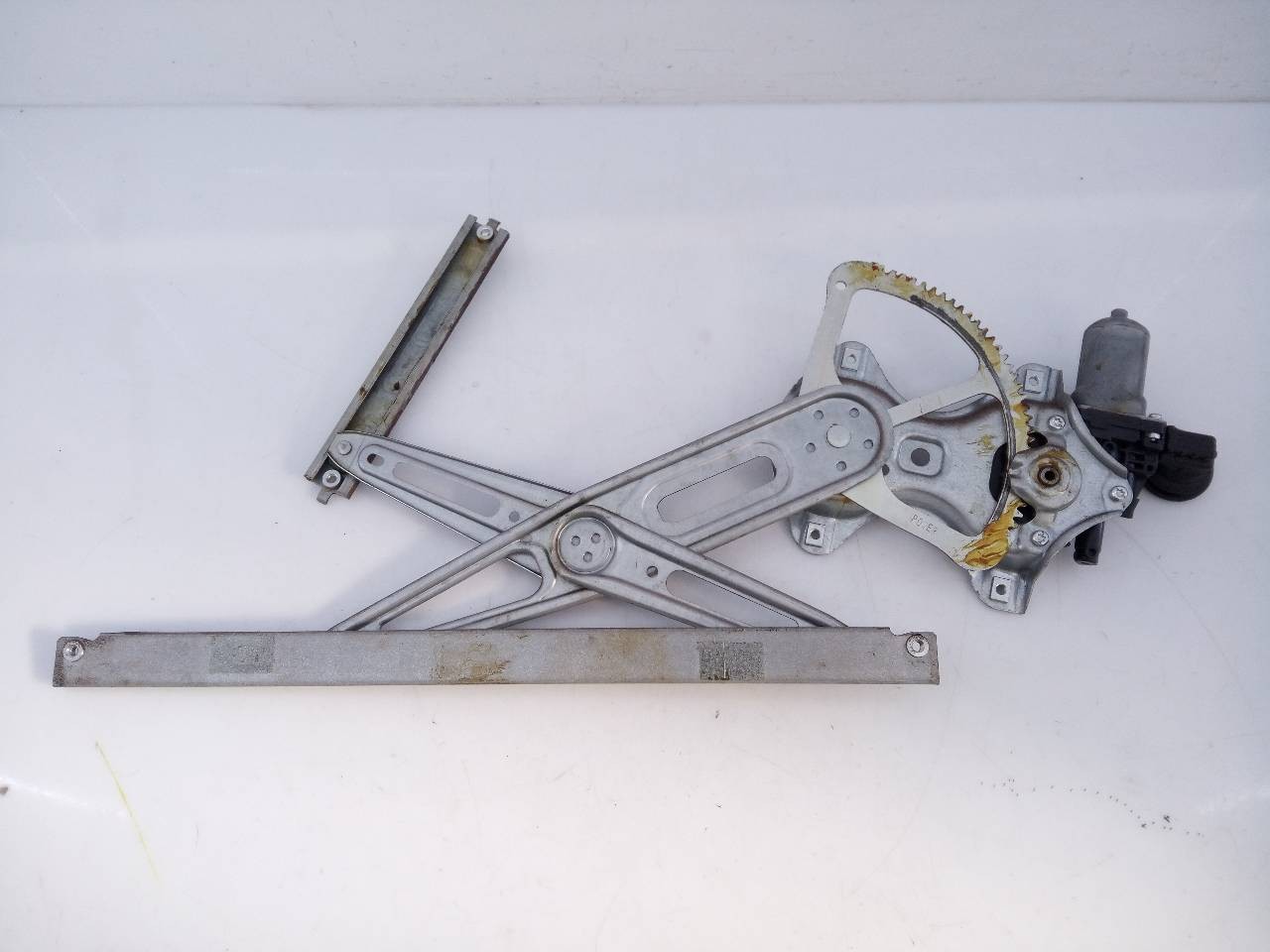 ELEVALUNAS DELANTERO DERECHO TOYOTA AURIS 85710CD100 / E2-B4-50-1 / 973582100 85710CD100E2B4501973582100 - Vista 3