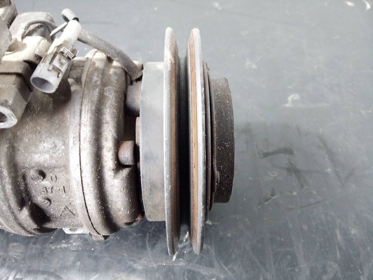 COMPRESOR AIRE ACONDICIONADO TOYOTA LAND CRUISER (J9) 4472004555 / P3-A1-4-1 / HFC134A 4472004555P3A141HFC134A - Vista 3