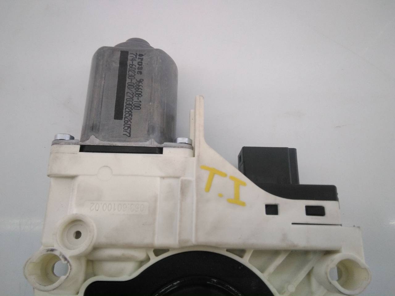 MOTOR ELEVALUNAS TRASERO IZQUIERDO AUDI A4 BER. (B8) 8K0959811 / E1-B6-34-1 8K0959811E1B6341 - Vista 2