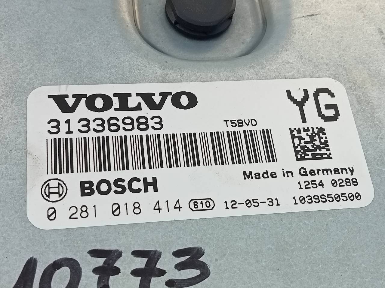 CENTRALITA MOTOR UCE VOLVO XC60 31336983 / E3-B6-48-1 / 0281018414 31336983E3B64810281018414 - Vista 3
