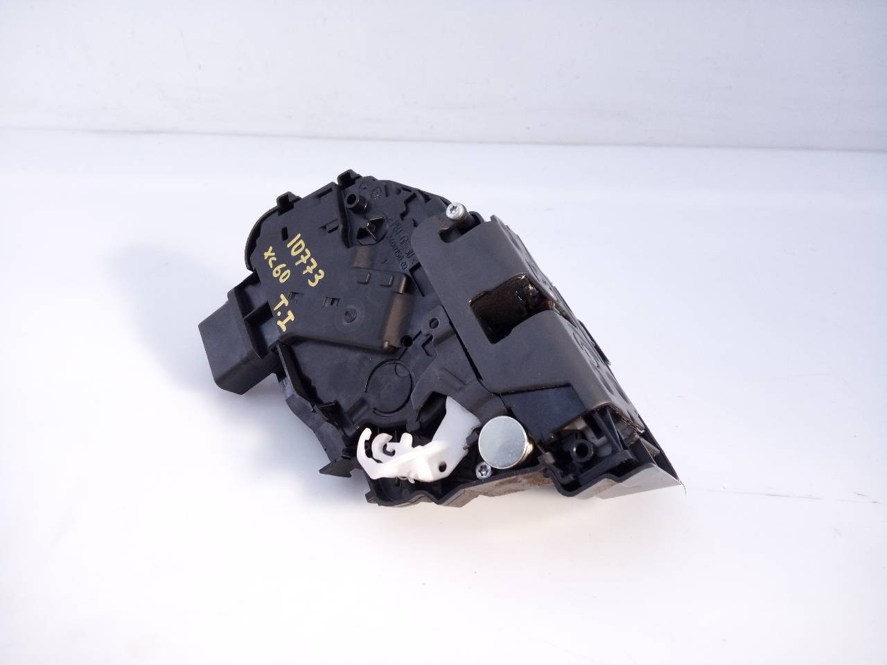 CERRADURA PUERTA TRASERA IZQUIERDA VOLVO XC60 30799325 / E1-A5-15-2 30799325E1A5152