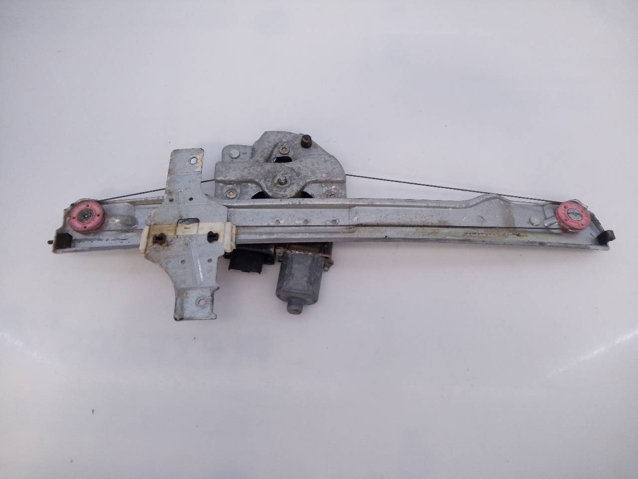 ELEVALUNAS DELANTERO IZQUIERDO PEUGEOT 208 9673153280 / E1-A4-12-1 / 9674254280 9673153280E1A41219674254280 - Vista 2