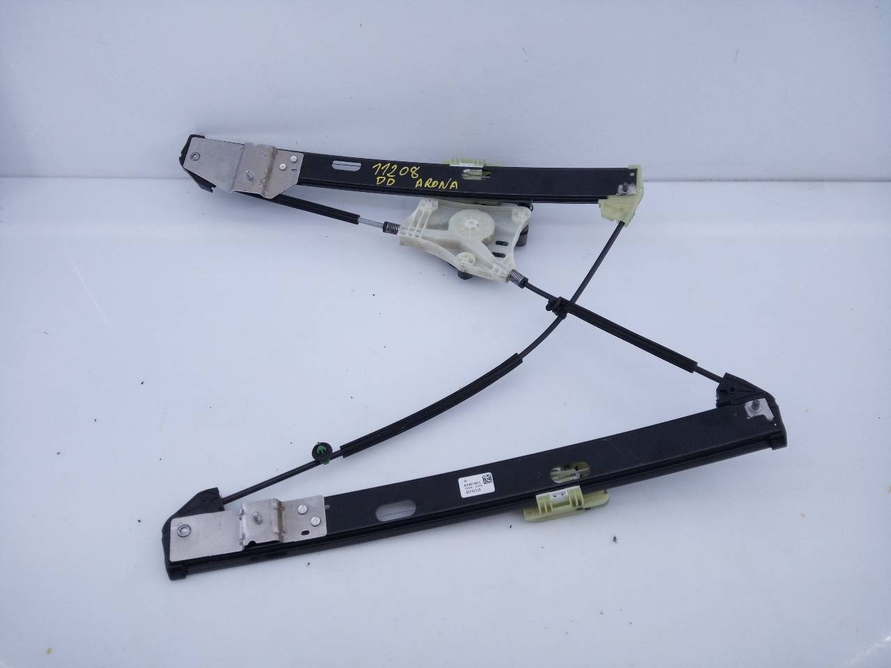 ELEVALUNAS DELANTERO DERECHO SEAT ARONA E850206010 / E1-B6-40-1 E850206010E1B6401