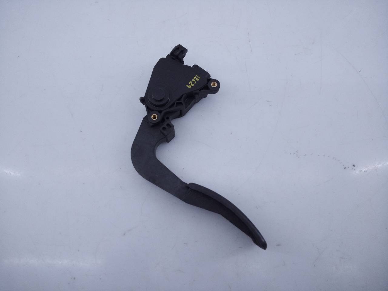 PEDAL ACELERADOR DACIA DOKKER 180021343R / E2-A1-43-2 180021343RE2A1432 - Vista 3