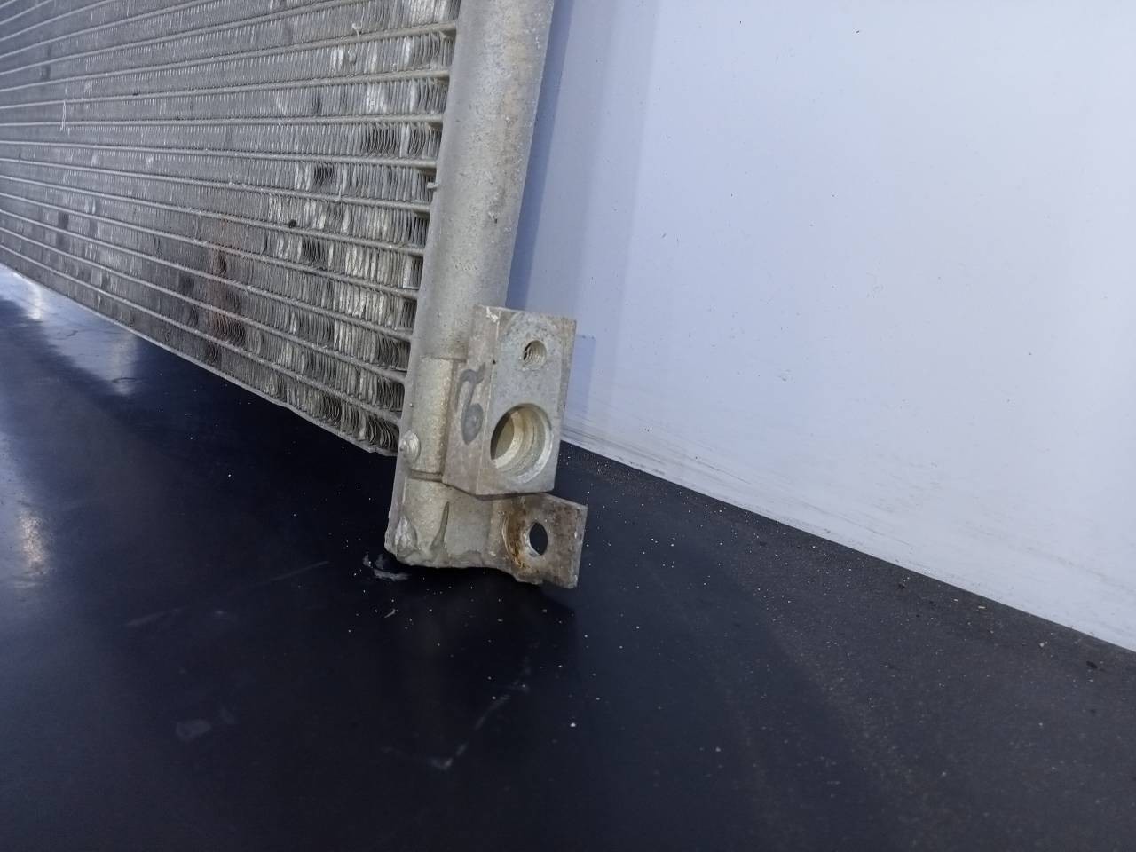 CONDENSADOR / RADIADOR AIRE ACONDICIONADO IVECO DAILY CAJA ABIERTA P2-B5--3 P2B53 - Vista 3