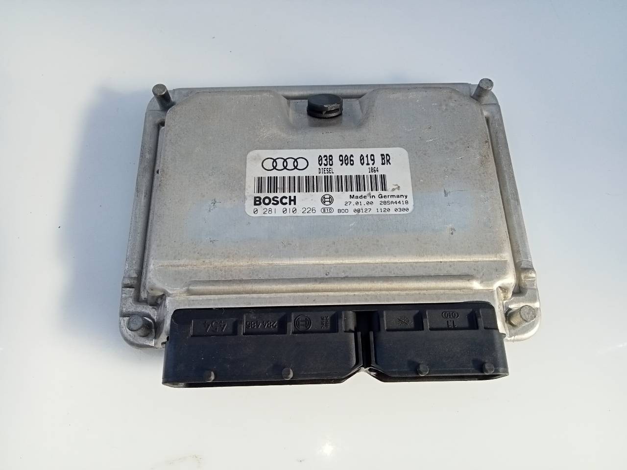 CENTRALITA MOTOR UCE AUDI A4 BERLINA (B5) 038906019BR / E2-A1-40-2 / 0281010225 038906019BRE2A14020281010225