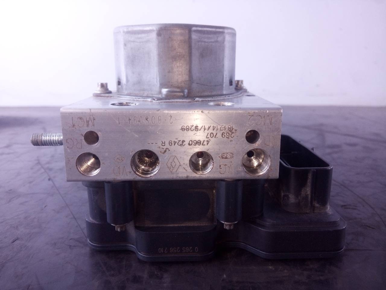 ABS DACIA SANDERO 476603249R / P3-B8-17-3 / 269707 476603249RP3B8173269707
