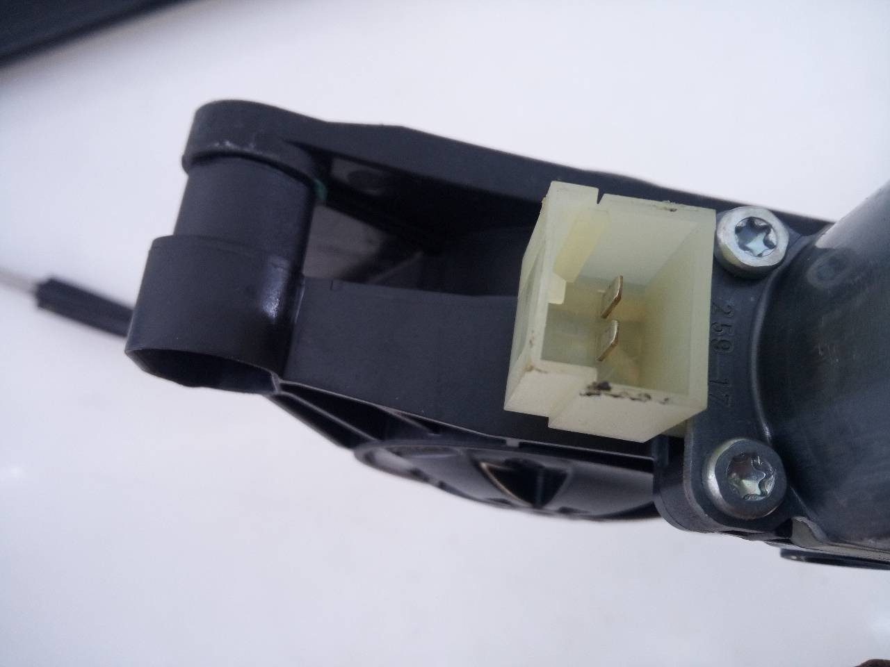 ELEVALUNAS DELANTERO DERECHO VOLKSWAGEN CRAFTER KASTEN (SY) 0130822705 / E1-B5-48-1 0130822705E1B5481 - Vista 2