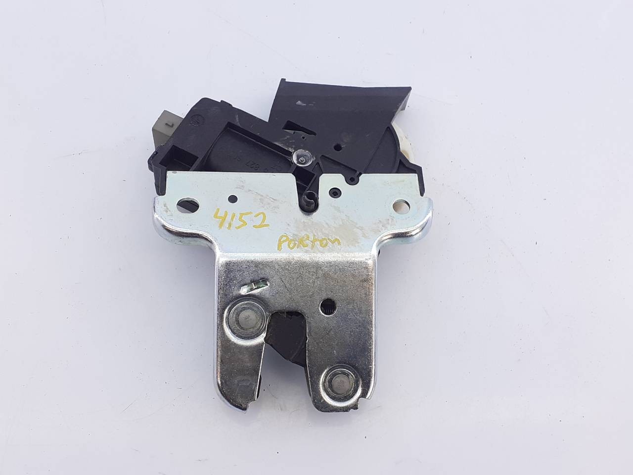 CERRADURA MALETERO / PORTON VOLKSWAGEN PASSAT BERLINA (3C2) 4F5827505D / E1-B6-4-1 4F5827505DE1B641